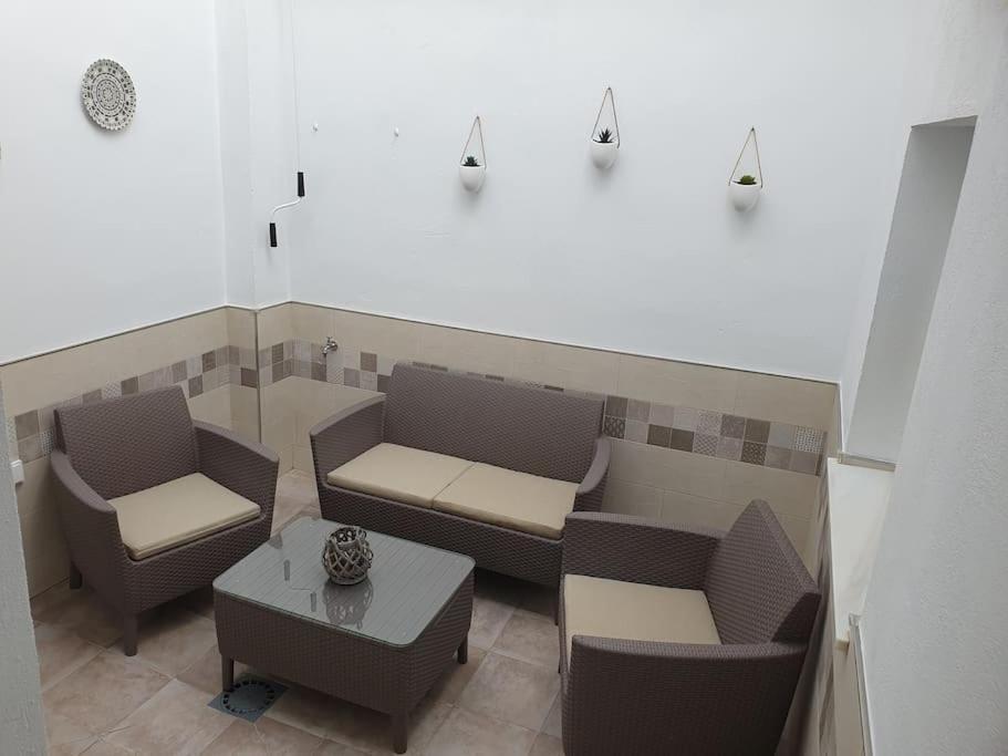 Precioso Apartamento Con Patio Interior. เมดินาซิโดเนีย ภายนอก รูปภาพ